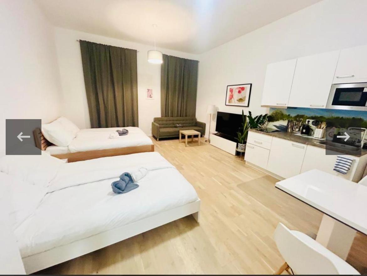 פראג New Design & Style Apartments 50M From Wenceslas Square מראה חיצוני תמונה