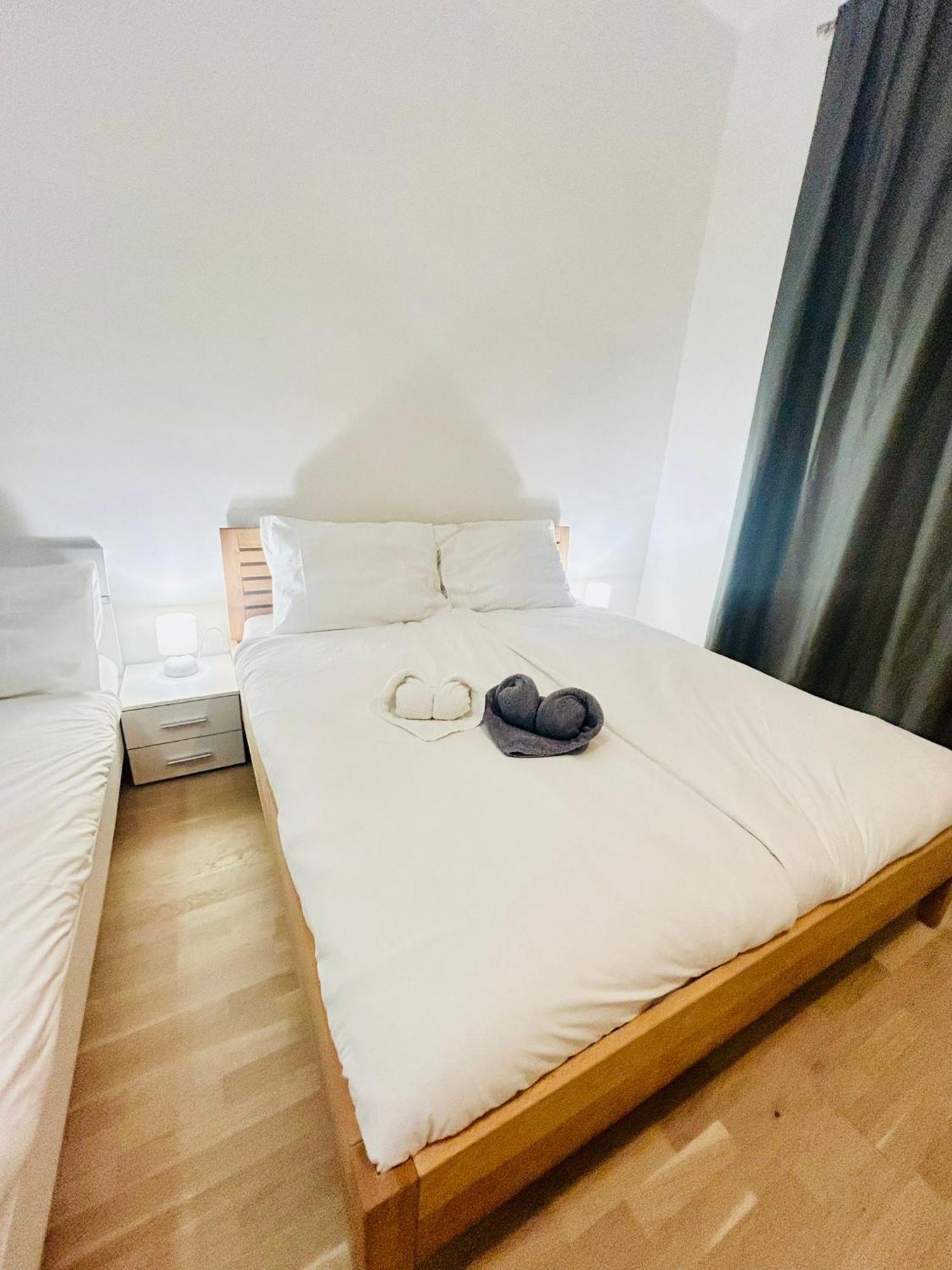 פראג New Design & Style Apartments 50M From Wenceslas Square מראה חיצוני תמונה